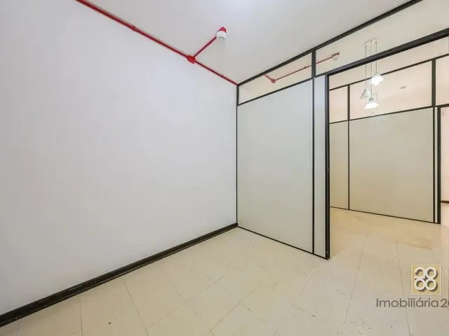 Sala à venda, no bairro Centro em Curitiba