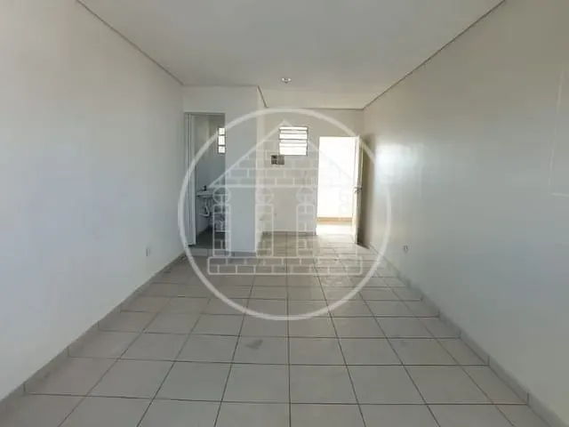 Sala com 250m², para alugar, no bairro Jardim Malia II em São Paulo
