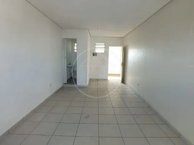 Sala com 250m², para alugar, no bairro Jardim Malia II em São Paulo