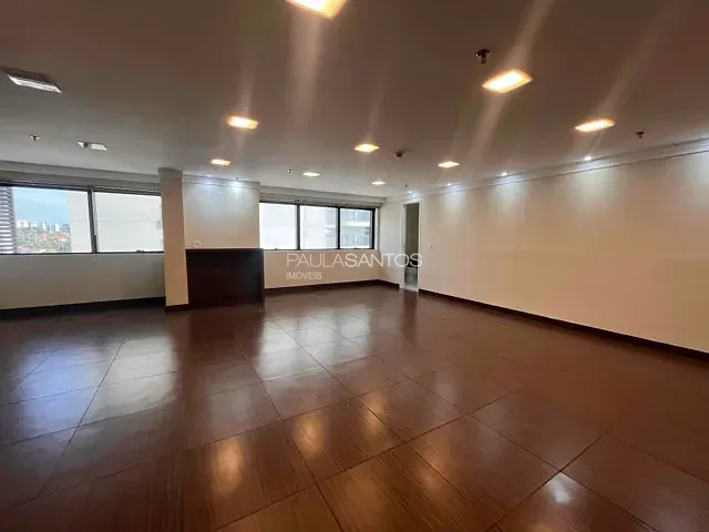Sala à venda ou para alugar, no bairro Jardim Portal da Colina em Sorocaba