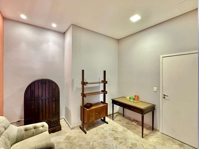 Sala com 86m², à venda ou para alugar, no bairro Chácara São João em Carapicuíba