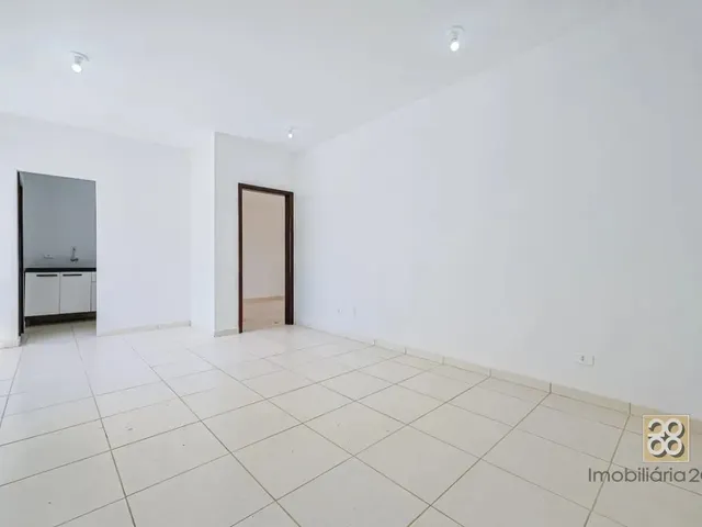 Sala para alugar, no bairro Centro em Curitiba