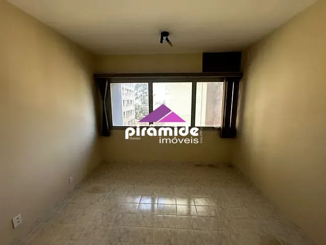 Sala com 36m², para alugar, no bairro Centro em São José dos Campos