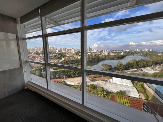 Sala com 42m², para alugar, no bairro Gleba Fazenda Palhano em Londrina