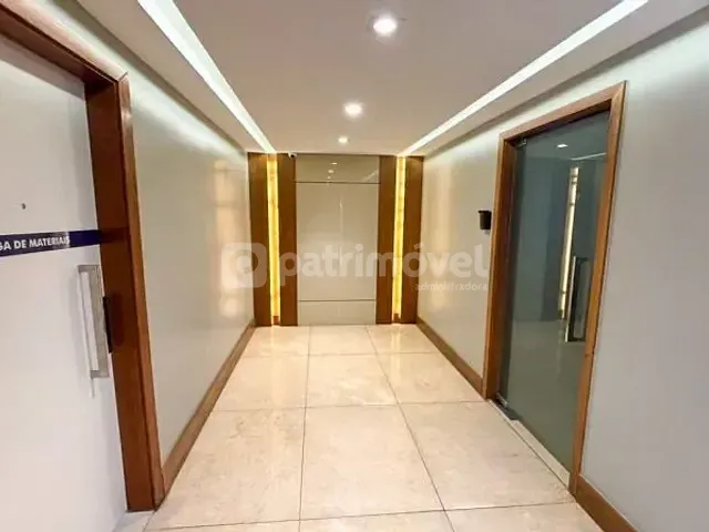 Sala com 600m², à venda ou para alugar, no bairro Barra da Tijuca em Rio de Janeiro