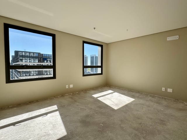 Sala à venda, no bairro São Gonçalo em Pelotas
