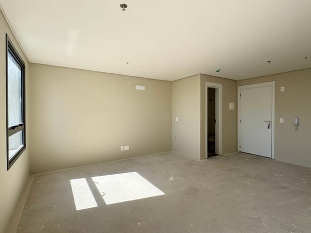 Sala à venda, no bairro São Gonçalo em Pelotas