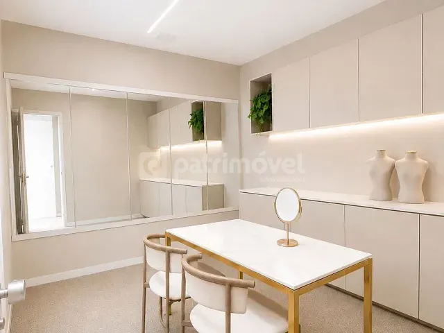 Sala à venda, no bairro Leblon em Rio de Janeiro