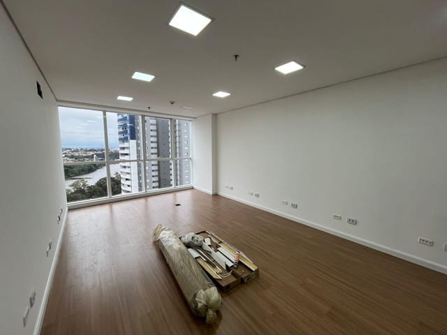 Sala para alugar, no bairro Gleba Palhano em Londrina