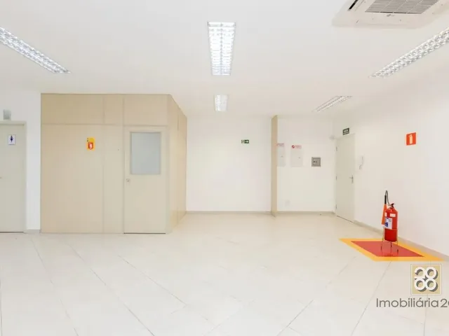Sala para alugar, no bairro Centro em Curitiba