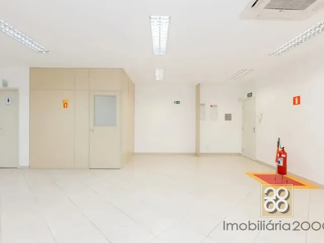 Sala para alugar, no bairro Centro em Curitiba