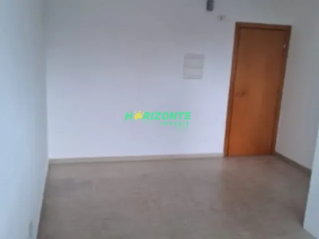 Sala à venda, no bairro Centro em Jacareí
