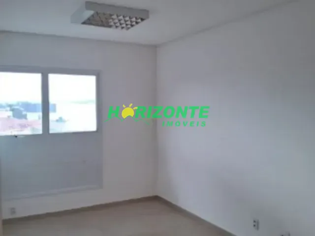 Sala à venda, no bairro Centro em Jacareí