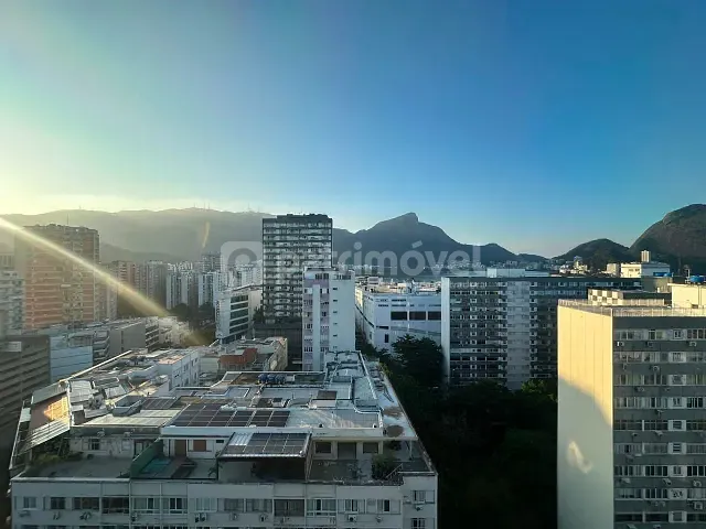 Sala para alugar, no bairro Leblon em Rio de Janeiro