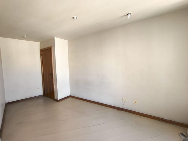 Foto do Sala - Sala para locação, Centro, Niterói, RJ | SelfSpin