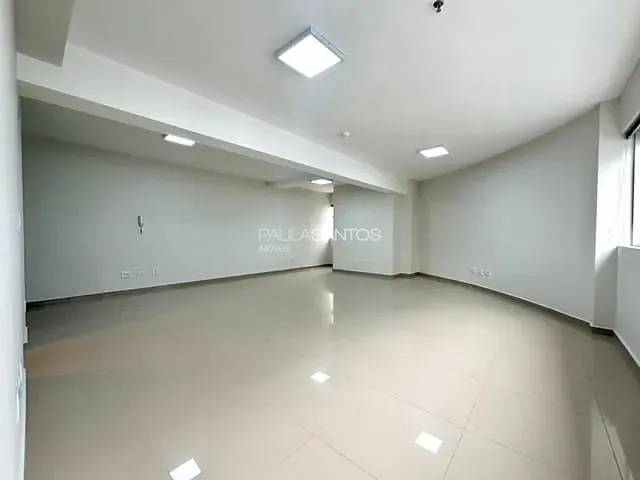 Sala com 110m², para alugar, no bairro Parque Campolim em Sorocaba