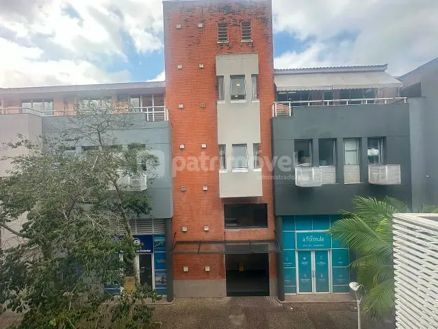 Sala para alugar, no bairro Barra da Tijuca em Rio de Janeiro