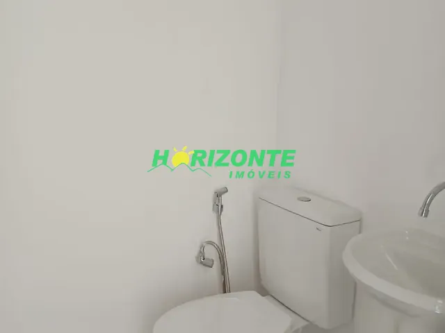 Sala com 24m², para alugar, no bairro Jardim São Dimas em São José dos Campos