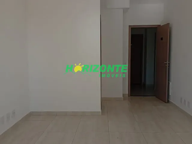 Sala com 24m², para alugar, no bairro Jardim São Dimas em São José dos Campos