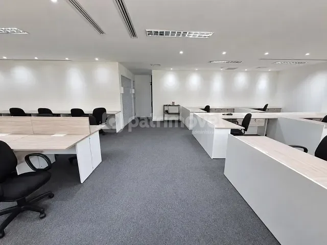 Sala para alugar, no bairro Barra da Tijuca em Rio de Janeiro