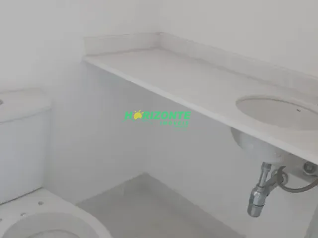 Sala com 41m², para alugar, no bairro Jardim das Colinas em São José dos Campos