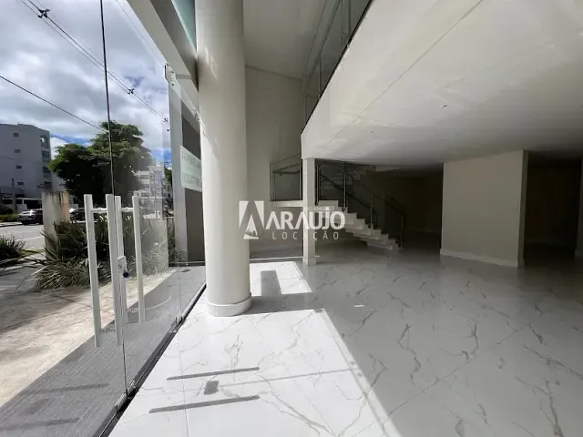 Sala para alugar, no bairro Centro em Itajaí