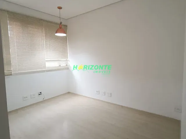 Sala à venda, no bairro Parque Residencial Aquarius em São José dos Campos