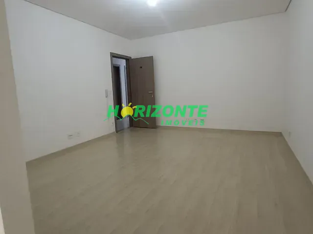 Sala à venda, no bairro Parque Residencial Aquarius em São José dos Campos