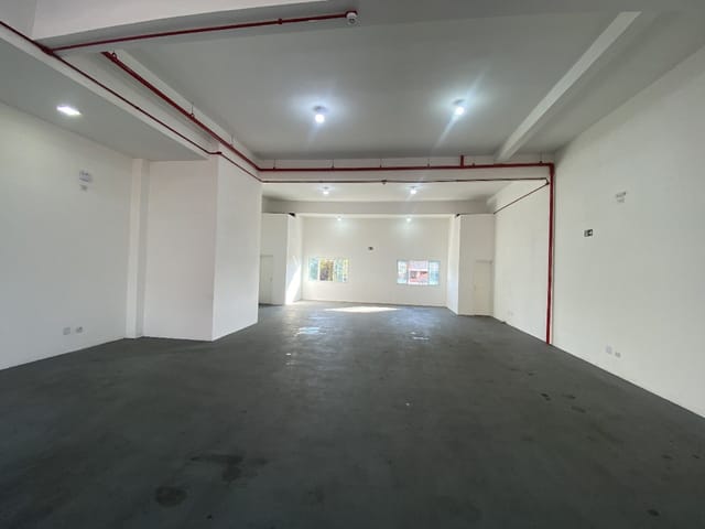 Sala com 220m², para alugar, no bairro Vila Osasco em Osasco