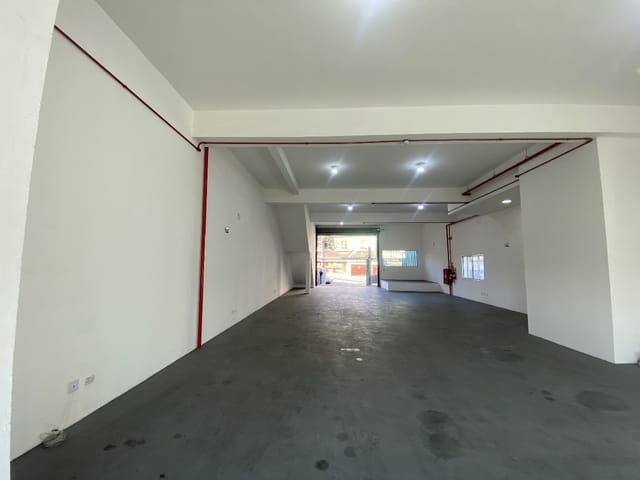 Sala com 220m², para alugar, no bairro Vila Osasco em Osasco