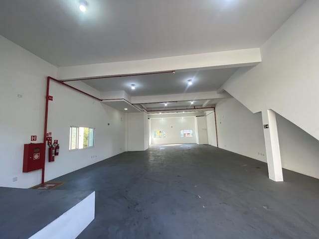Sala com 220m², para alugar, no bairro Vila Osasco em Osasco