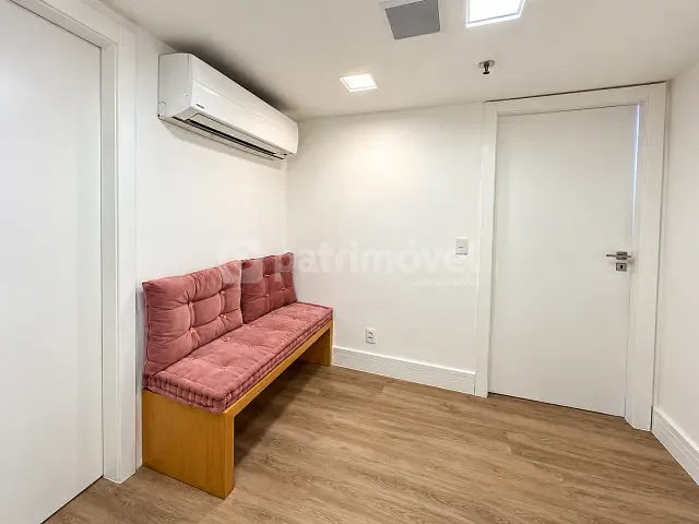Sala para alugar, no bairro Leblon em Rio de Janeiro