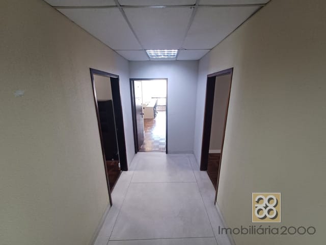 Sala para alugar, no bairro Centro em Curitiba