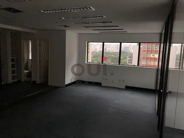 Sala para alugar, no bairro Itaim Bibi em São Paulo