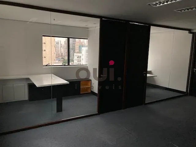 Sala para alugar, no bairro Itaim Bibi em São Paulo