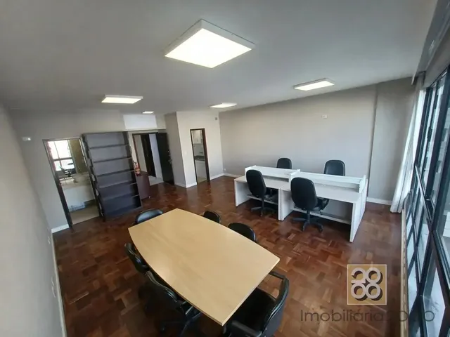 Sala para alugar, no bairro Centro em Curitiba