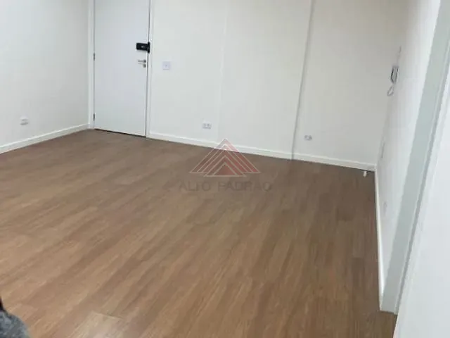 Sala com 37m², à venda, no bairro Vila Bocaina em Mauá