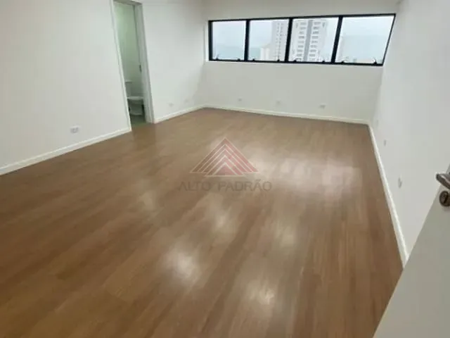 Sala com 37m², à venda, no bairro Vila Bocaina em Mauá