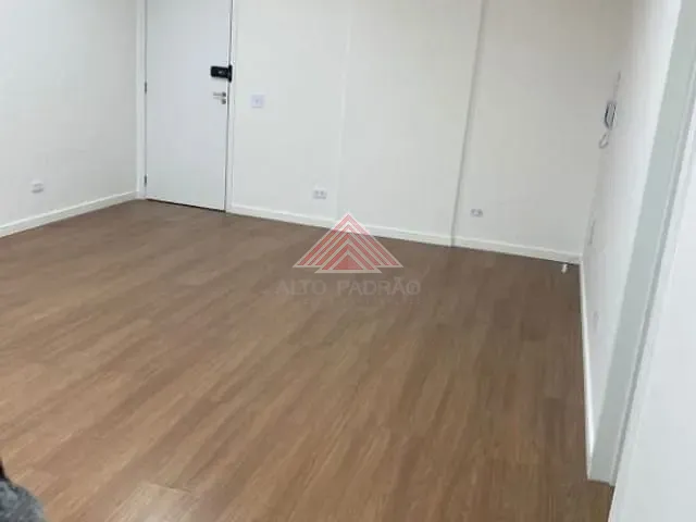 Sala com 37m², à venda, no bairro Vila Bocaina em Mauá