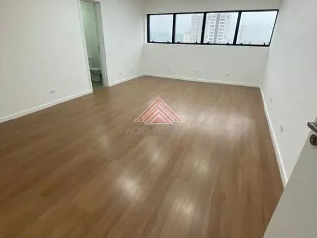 Sala com 37m², à venda, no bairro Vila Bocaina em Mauá