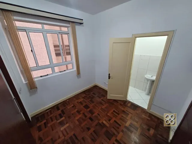 Sala para alugar, no bairro Centro em Curitiba