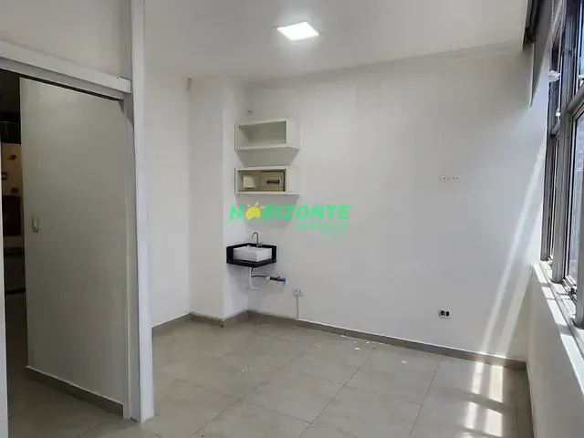 Sala com 30m², para alugar, no bairro Centro em São José dos Campos