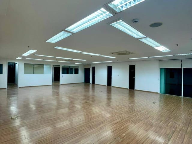 Sala com 210m², à venda ou para alugar, no bairro Alphaville Centro Industrial e Empresarial/Alphaville. em Barueri