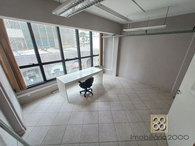 Sala para alugar, no bairro Centro em Curitiba