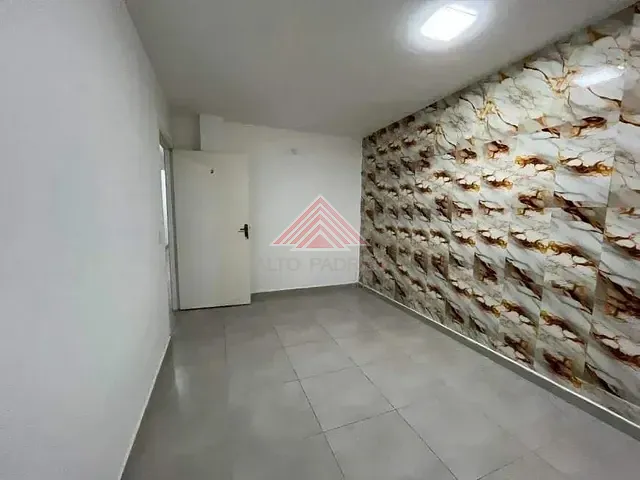 Sala para alugar, no bairro RP8 (Regiões de Planejamento) em Mauá