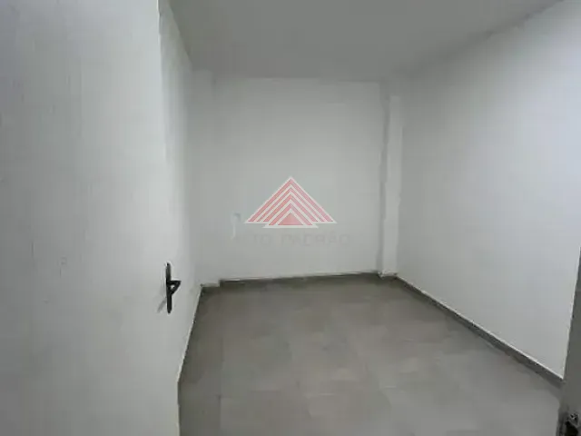 Sala para alugar, no bairro RP8 (Regiões de Planejamento) em Mauá