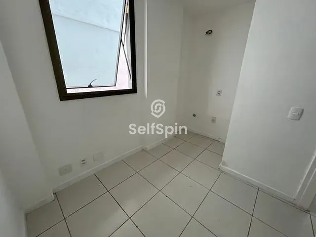 Sala para alugar, no bairro Ingá em Niterói