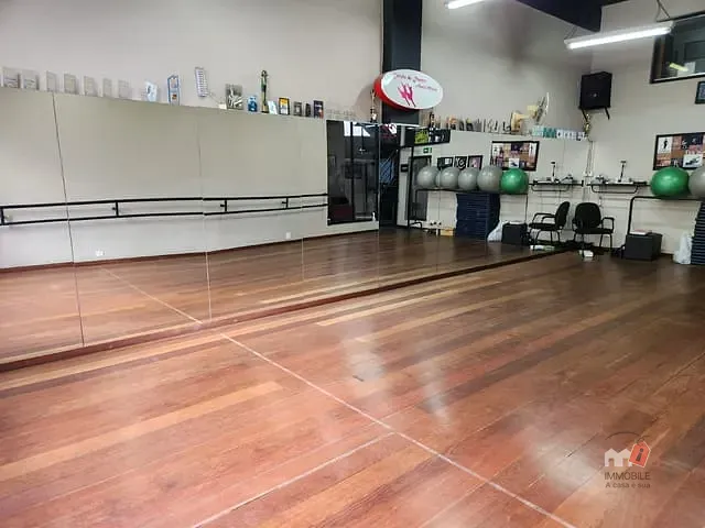 Sala para alugar, no bairro Centro em Petrópolis