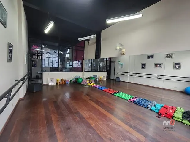 Sala para alugar, no bairro Centro em Petrópolis