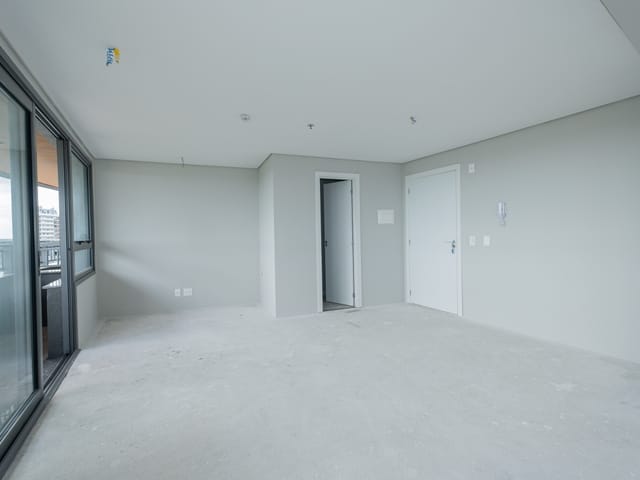 Sala com 93m², para alugar, no bairro Parque Una em Pelotas
